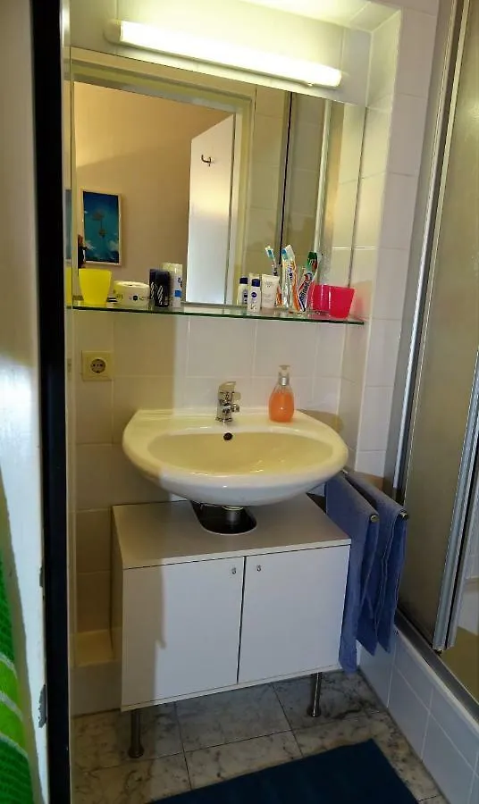 Lovely, Central Apartment With Balcony Innsbruck
